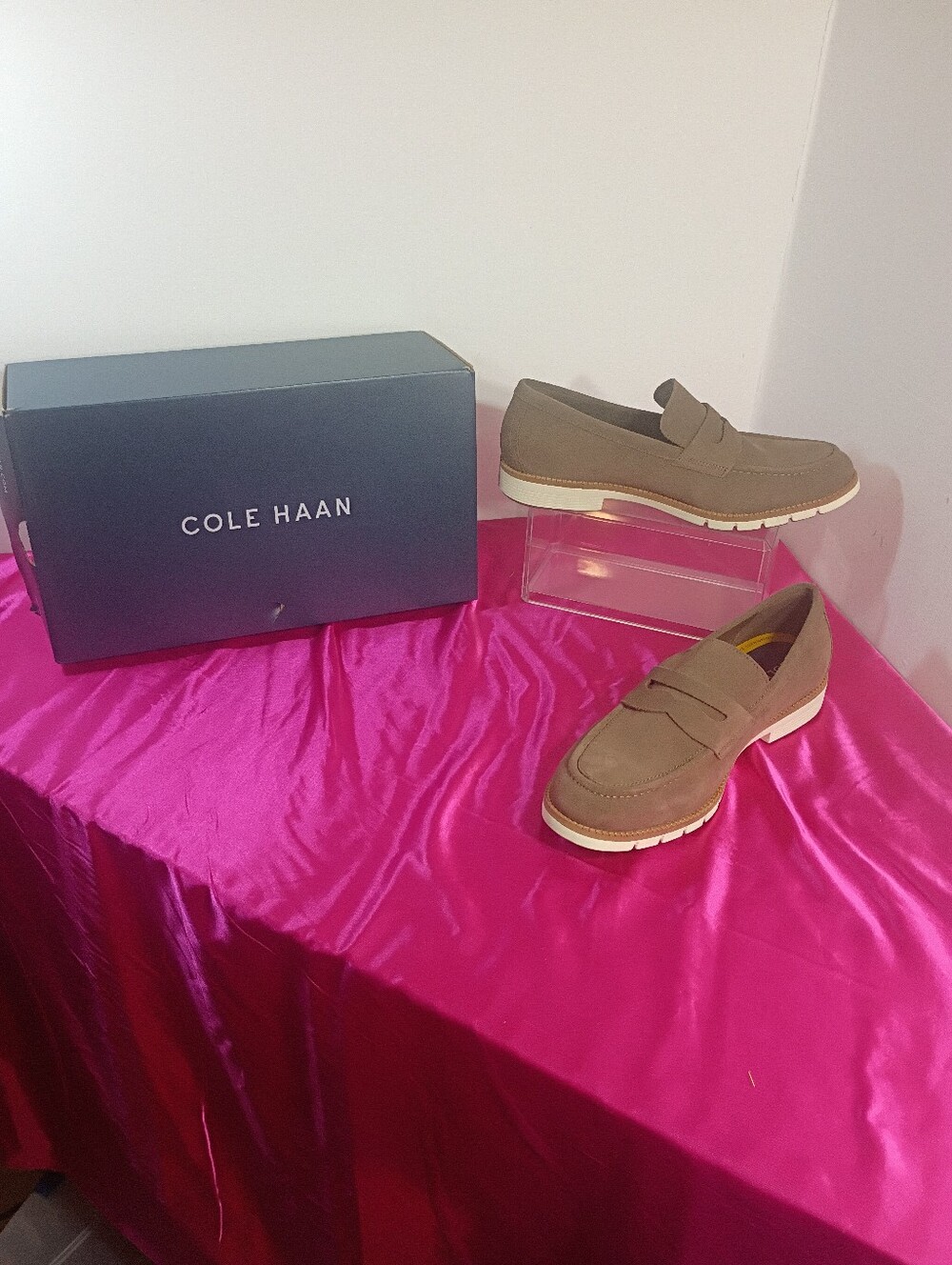 Cole Haan FlexGrand+ Penny Loafer Men’s Size 9M Truffle Suede Brown Ivory C41635